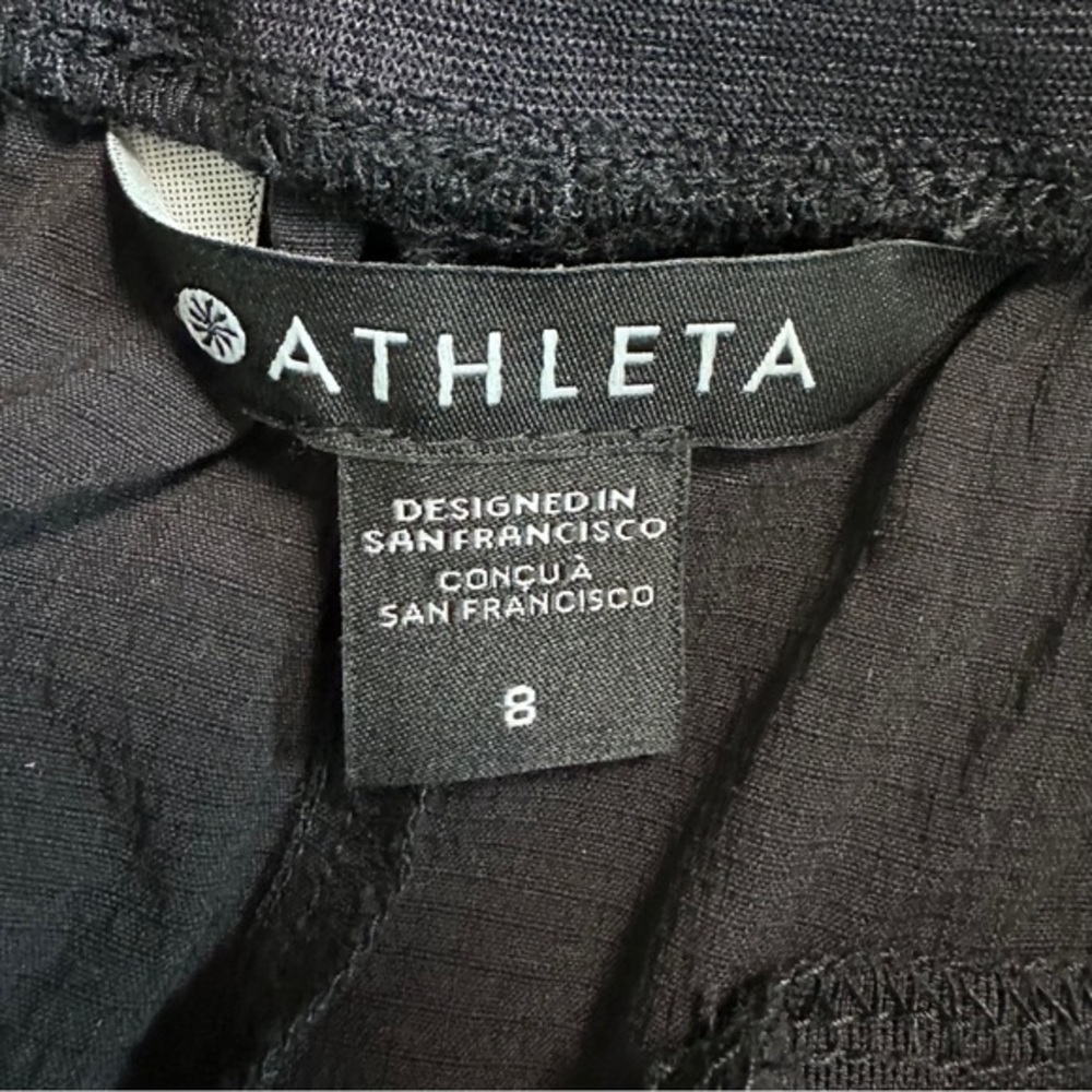 Athleta Trekkie Straight Crop Hiking Travel Pants Black Women 8 - Picture 5 of 6